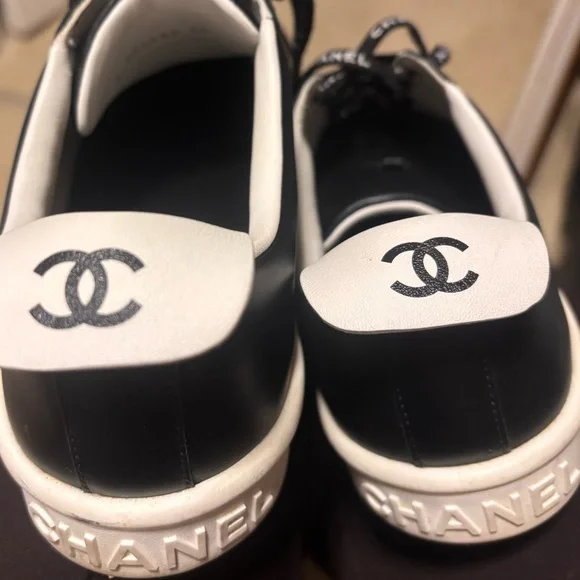 Chanel CC Leather Women's Black and White Sneakers 39 Euro/8 US - Picture 6 of 7